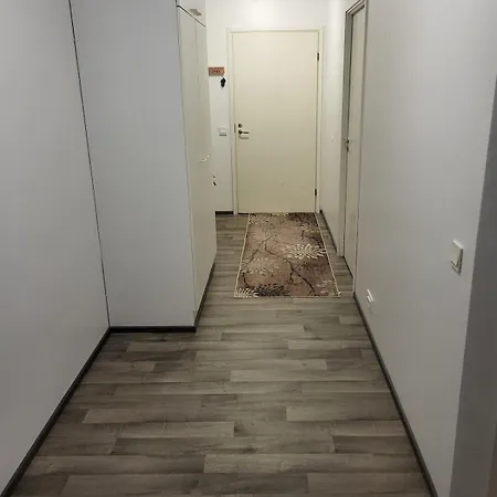 Private Bedroom In Shared Apartment * Χαμεενλίνα